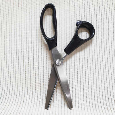 핑킹가위 이미지