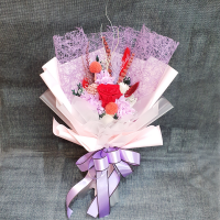 내부 다발 높이 전체약30cm 폭(지름)약15cm
외부포장  높이 전체약35cm 폭(지름)약25cm
색상은 포장컬러에 맞게 전체분위기를 
같은 톤으로 데코레이션합니다.